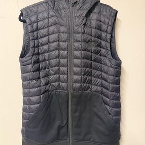 The North Face Men's Dark Gray Hooded Vest